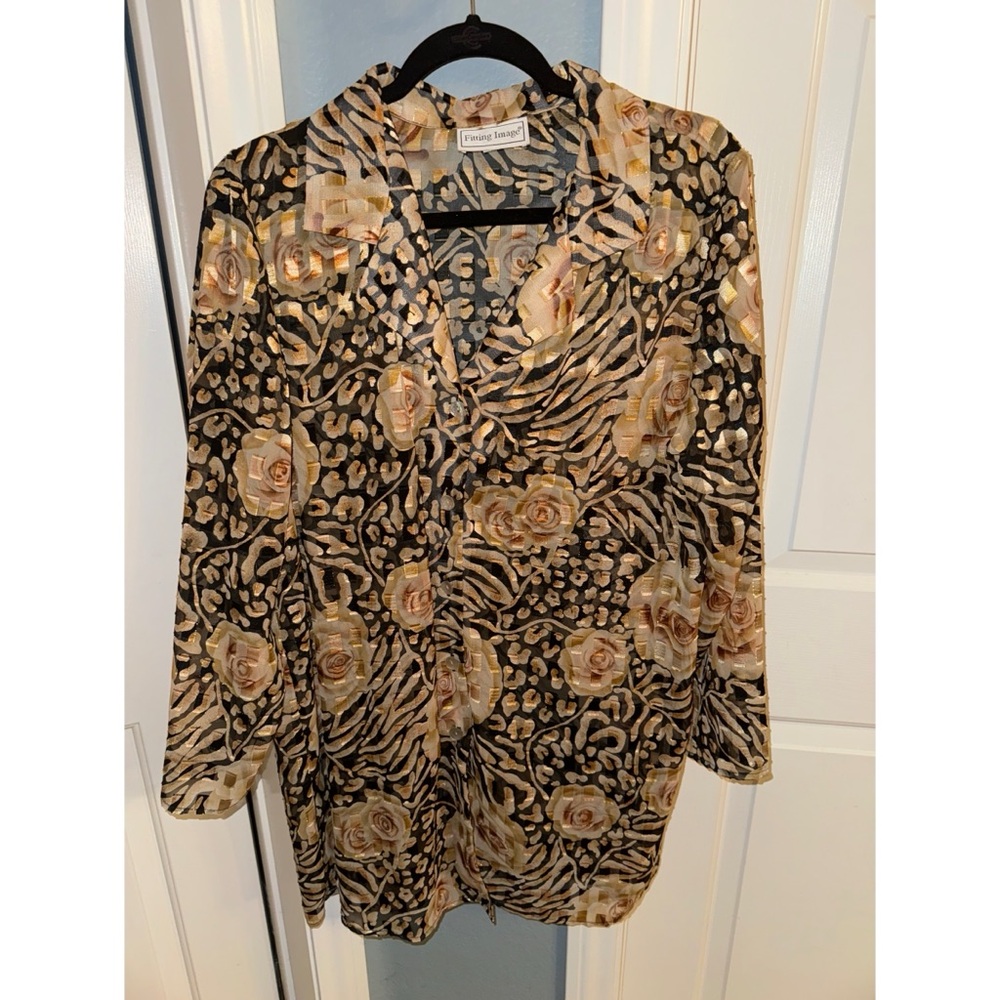 Fitting Image Gold Threaded Top - image 3